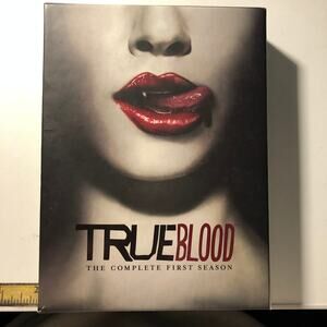True Blood DVD The Complete First (1st) Season: 5-Disc Set HBO Entertainment